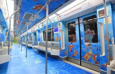 昆明地鐵1、2、6號線列車車廂內(nèi)廣告