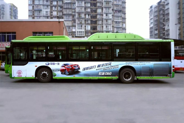 公交車身、公交車內(nèi)各類型公交廣告效果對比分析