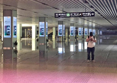 東廣場包柱燈箱
