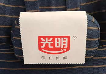 光明乳業(yè)登陸高鐵廣告，溫暖團(tuán)圓歸家路