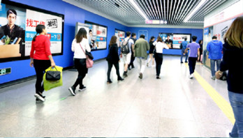 被深圳地鐵廣告全方位包圍是什么感覺？