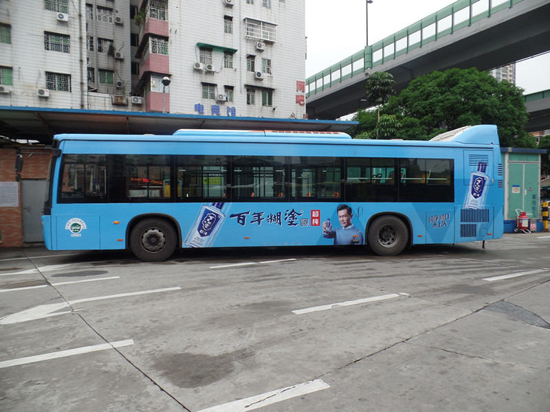 百年糊涂酒廣州公交車(chē)廣告