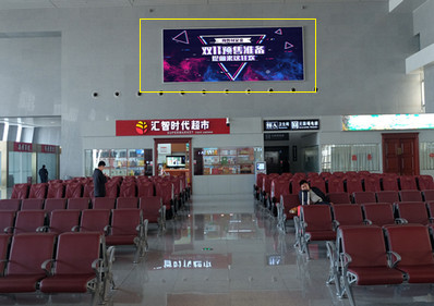新鄉(xiāng)東站2樓候車(chē)大廳燈箱廣告