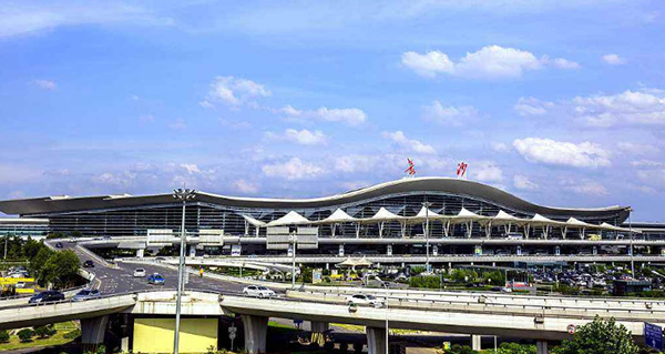 長(zhǎng)沙機(jī)場(chǎng)廣告圖騰柱媒體優(yōu)勢(shì)介紹