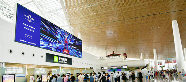廈門機(jī)場LED大屏廣告的優(yōu)勢(shì)在哪里？