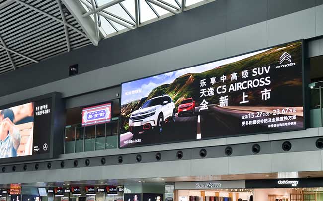T2國(guó)內(nèi)出發(fā)安檢口上方北側(cè)LED T2國(guó)內(nèi)出發(fā)安檢口上方北側(cè)LED