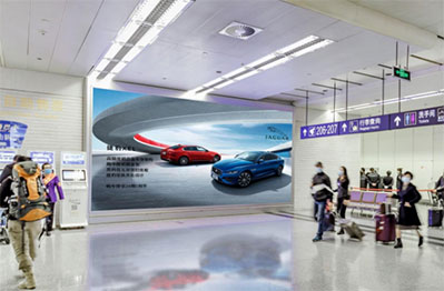 西安機場T2國內(nèi)旅客行李提取大廳燈箱廣告