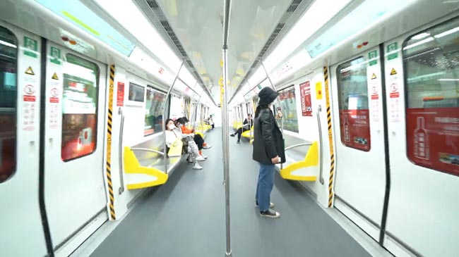 瑪茜杭州地鐵車(chē)廂廣告1