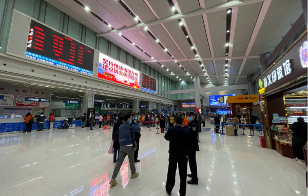 遵義機(jī)場(chǎng)廣告價(jià)格多少錢(qián)？貴州遵義茅臺(tái)機(jī)場(chǎng)安檢候機(jī)廣告牌位置？
