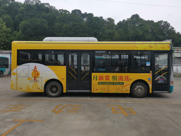 陽江公交廣告價格多少錢？陽江巴士車身廣告外車身貼紙線路優(yōu)勢