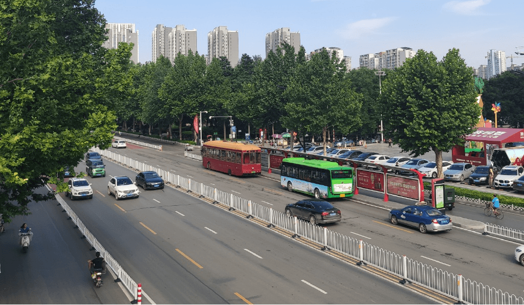 邢臺候車亭站臺廣告價格多少錢？邢臺公交車站站亭廣告位置優(yōu)勢