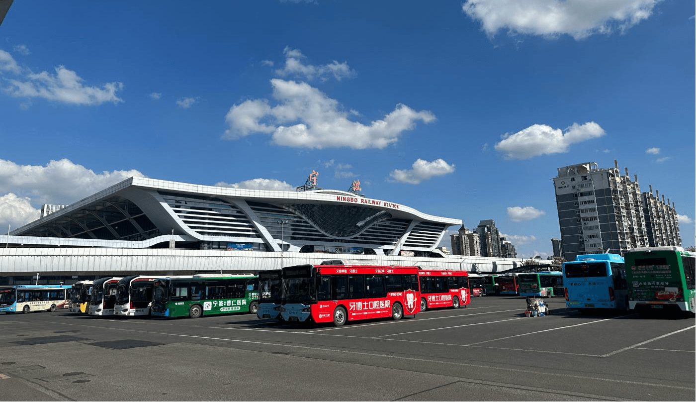 寧波公交車巴士廣告價格收費多少錢？寧波公交車身廣告案例優(yōu)勢
