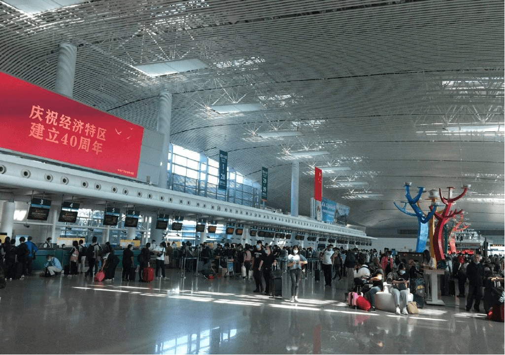 揭陽潮汕機(jī)場廣告價(jià)格收費(fèi)多少錢？潮汕機(jī)場出發(fā)到達(dá)春運(yùn)熱門廣告