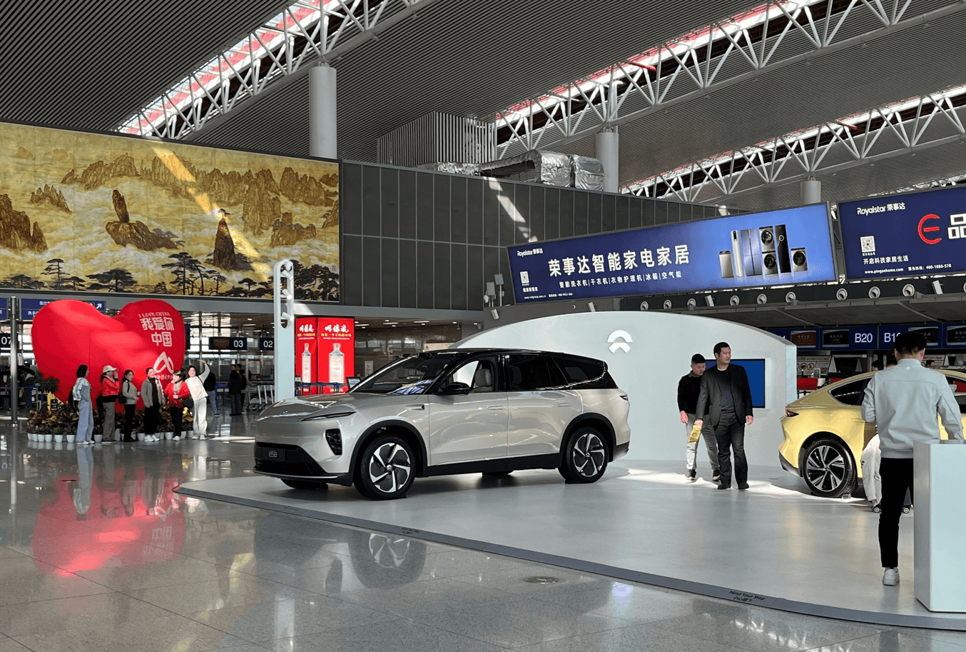 合肥新橋機(jī)場廣告價格收費(fèi)多少錢？合肥機(jī)場出發(fā)到達(dá)春運(yùn)熱門廣告