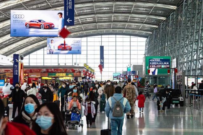 成都雙流機(jī)場(chǎng)廣告價(jià)格收費(fèi)，成都機(jī)場(chǎng)春運(yùn)出發(fā)廣告LED大屏優(yōu)勢(shì)