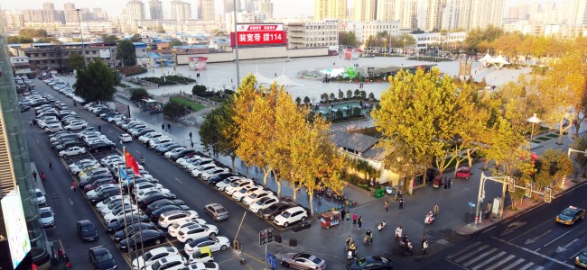 周口戶外LED大屏廣告價格收費，周口五一文化廣場地標大屏LED廣告