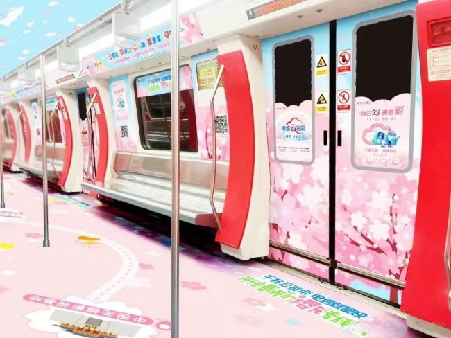 無錫地鐵S1錫澄線內(nèi)外包車廣告櫻花案例，無錫地鐵廣告價(jià)格收費(fèi)