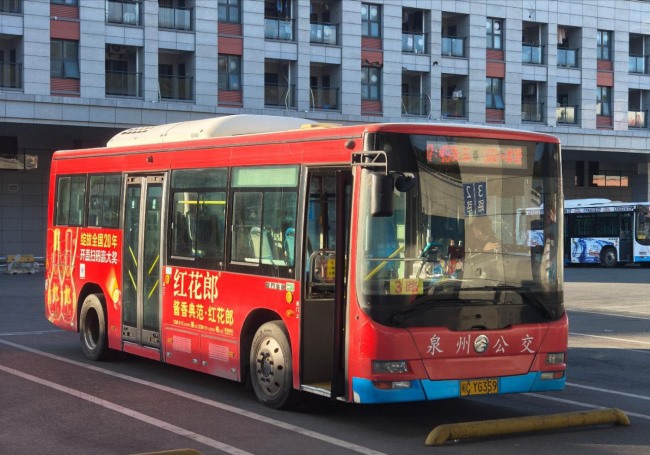 泉州公交巴士外車身廣告優(yōu)勢(shì)線路推薦，泉州公交車身廣告價(jià)格收費(fèi)