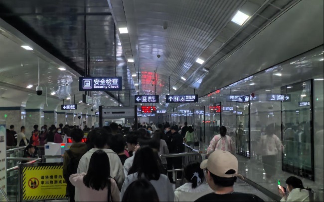 武漢地鐵播音導向廣告價格種類，武漢地鐵列車站臺語音播報廣告