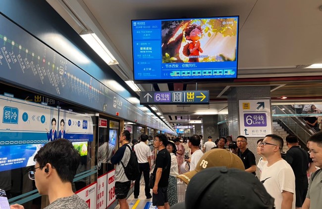 西安地鐵車廂電視小屏站臺(tái)列車廣告，西安地鐵視頻電子屏廣告價(jià)格