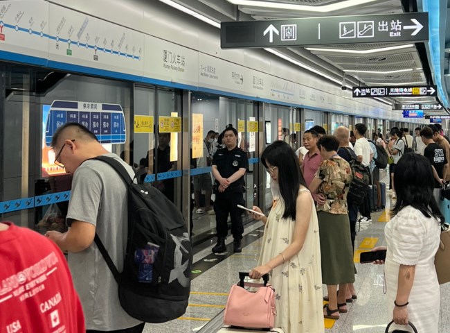 廈門地鐵播音導(dǎo)向廣告價格，廈門地鐵列車站臺語音播報