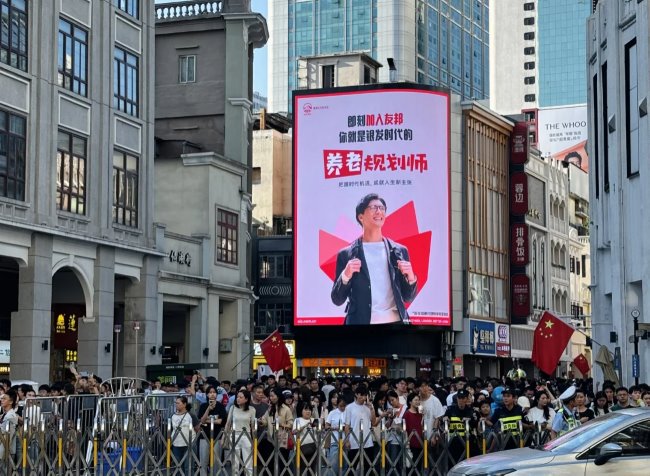 廣州越秀北京路步行街LED大屏廣告，廣州LED大屏廣告價格