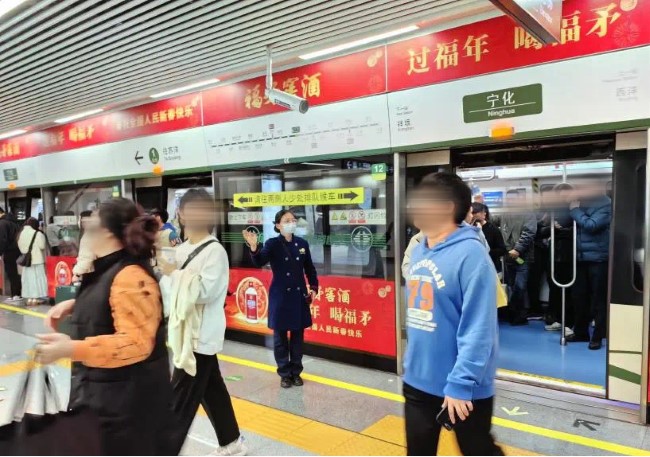 福州1號線列車播音導(dǎo)向廣告價格，福州地鐵站臺語音廣告