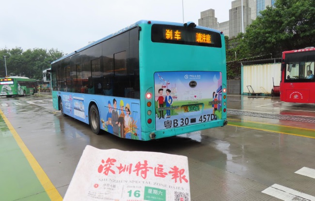 深圳公交車身廣告外車貼巴士廣告投放，深圳公交車廣告價(jià)格