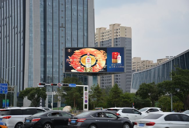 呼和浩特戶外LED廣告投放，呼和浩特大屏廣告價(jià)格