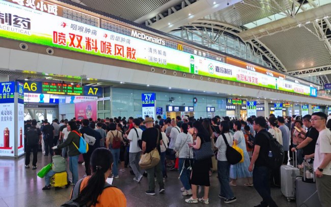 高鐵廣告投放一個月預(yù)計曝光數(shù)