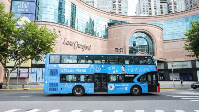 上海雙層觀光車身外車貼巴士廣告投放，上海公交車廣告價格