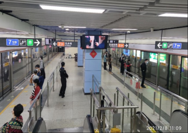 深圳地鐵車廂電視數(shù)量列車廣告，深圳地鐵視頻電視廣告價格
