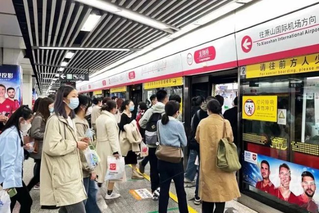 杭州地鐵有哪些廣告位？刊例價(jià)分別是多少？哪家廣告公司負(fù)責(zé)發(fā)布廣告？