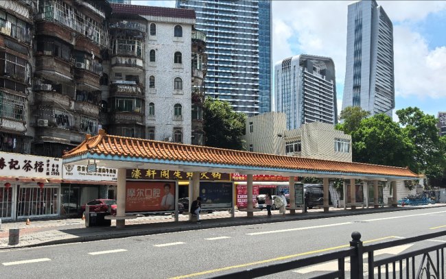 珠海公交站臺大牌廣告投放，珠海巴士候車亭廣告價格